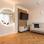 شقة Flatbook Apartamenty - Krynica Morska Enklawa Z Sala Zabaw I Basenem Przy Zalewie كرينيتا مورسكا